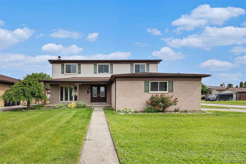 4325 Fox Hill Drive, Sterling Heights, MI 48310