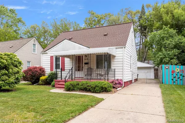 919 Whitcomb Avenue, Royal Oak, MI 48073