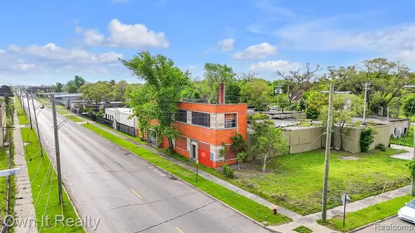 Detroit, MI 48213,8616 Grinnell Street