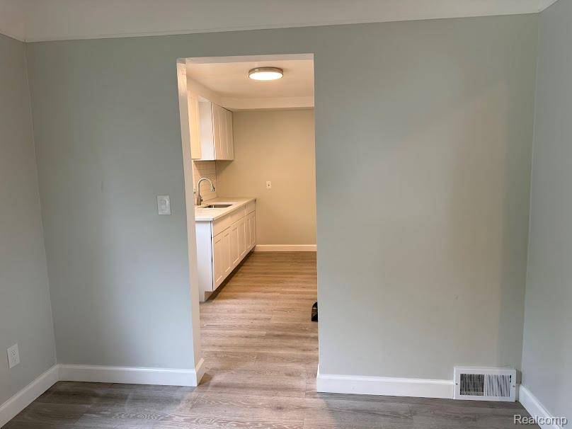 Oak Park, MI 48237,20760 Ridgedale Street