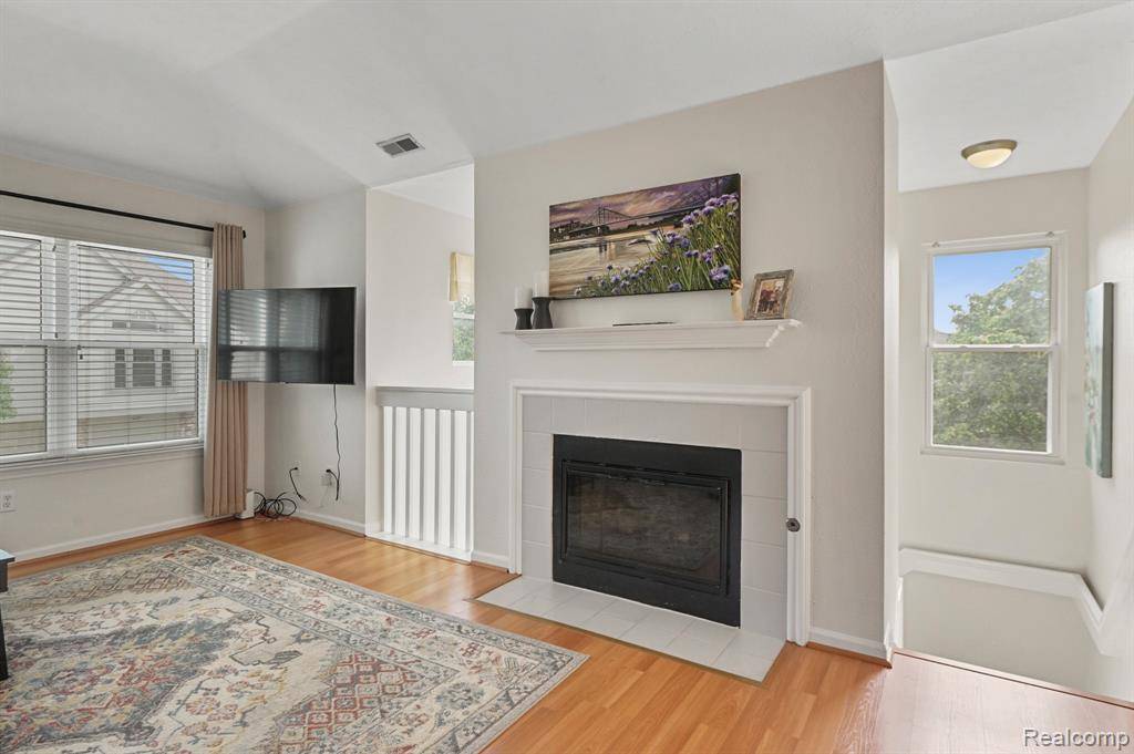 Pittsfield Twp, MI 48108,1637 Coburn Drive
