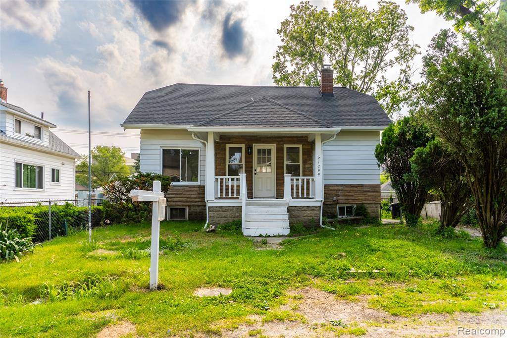21200 Collingham Avenue, Farmington, MI 48336