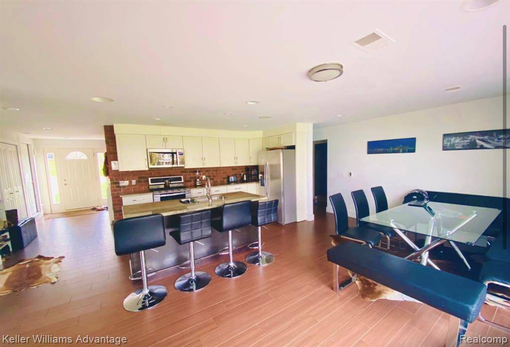 West Bloomfield Twp, MI 48324,4066 Fieldview Avenue