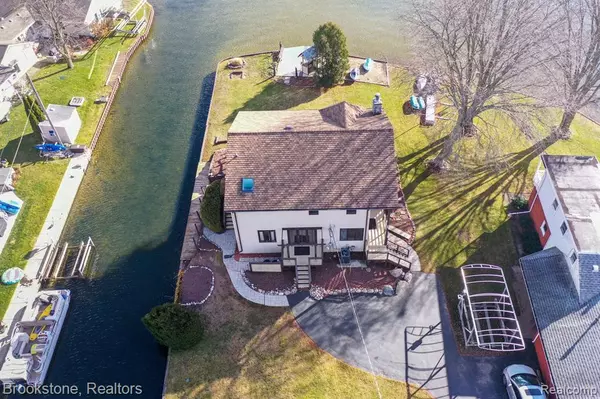 Highland Twp, MI 48356,2995 VENICE
