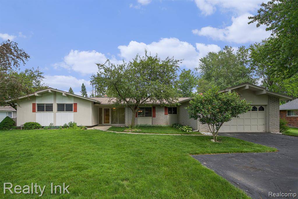 11641 Juniper Drive, Van Buren Twp, MI 48111