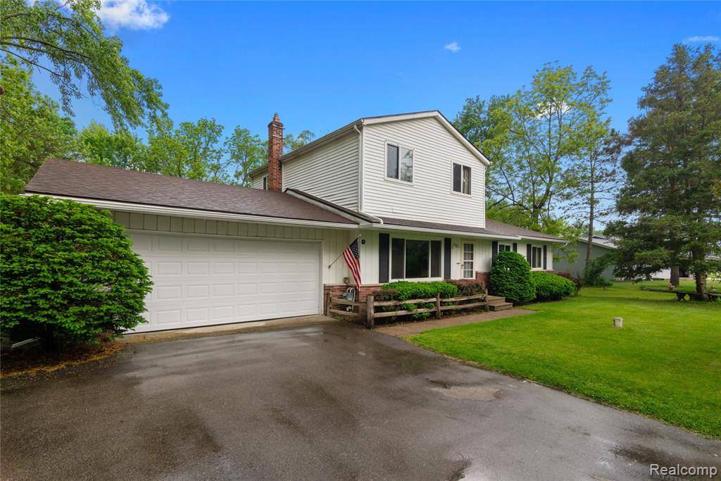 Highland Twp, MI 48380,4327 Lancashire