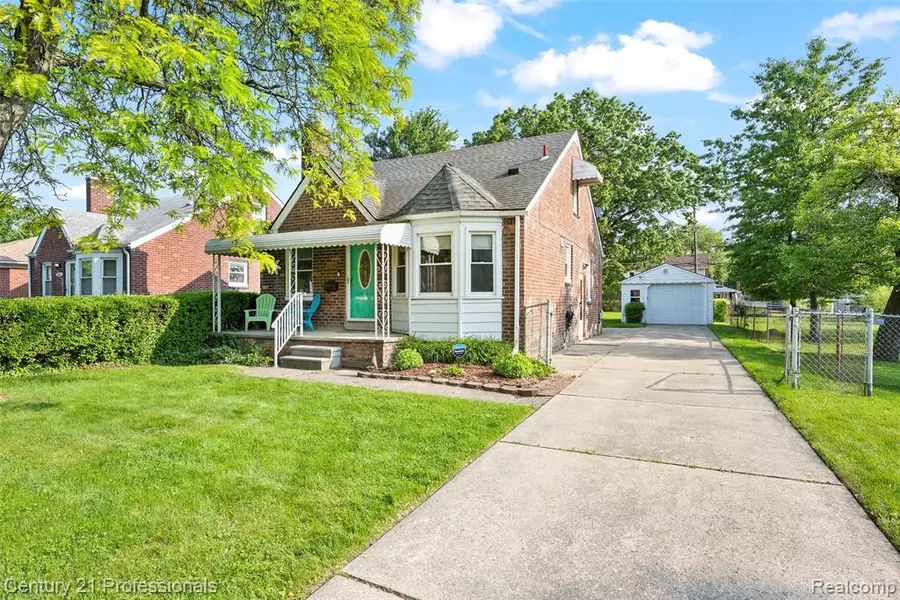 22601 Colony Street, St. Clair Shores, MI 48080