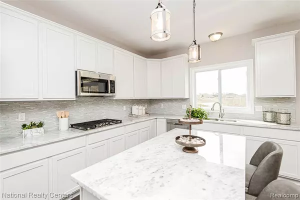 Chesterfield Twp, MI 48047,53183 Woodland Meadows