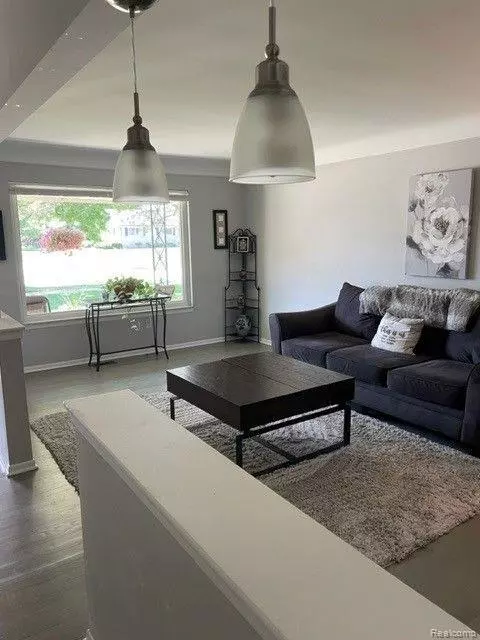 Livonia, MI 48152,37248 VARGO Street