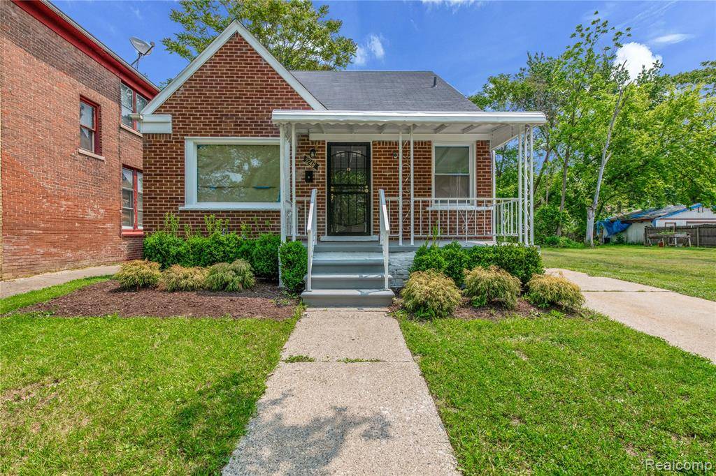 Detroit, MI 48204,9248 Manor Street