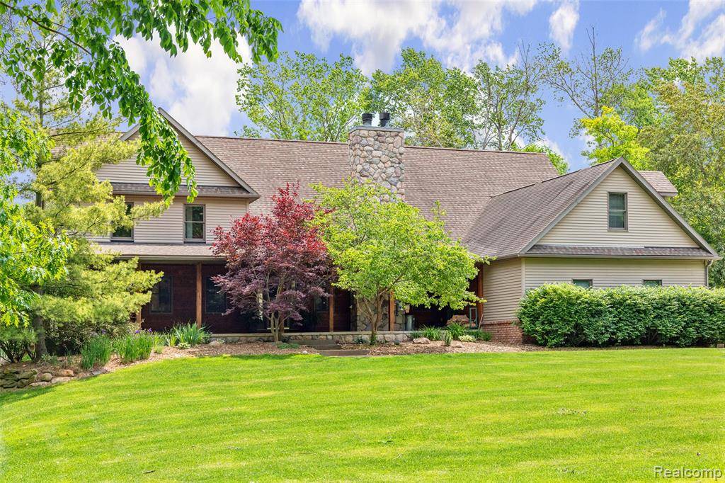 4230 Mill Lake Road, Orion Twp, MI 48360