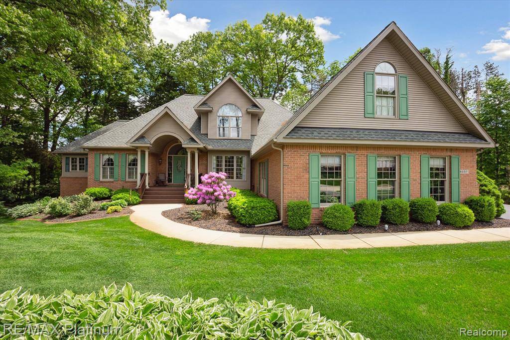 8257 Abalone Way, Putnam Twp, MI 48169