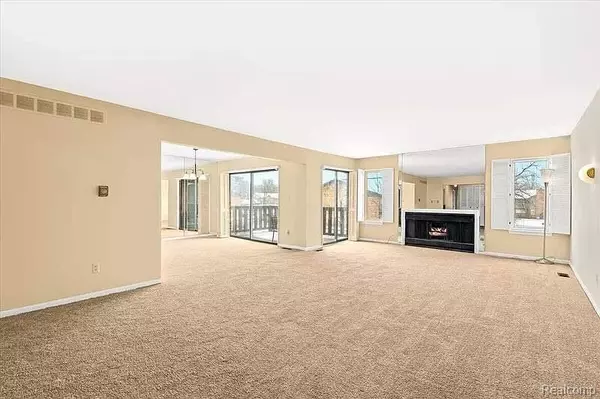 Southfield, MI 48034,29146 W Wellington 83
