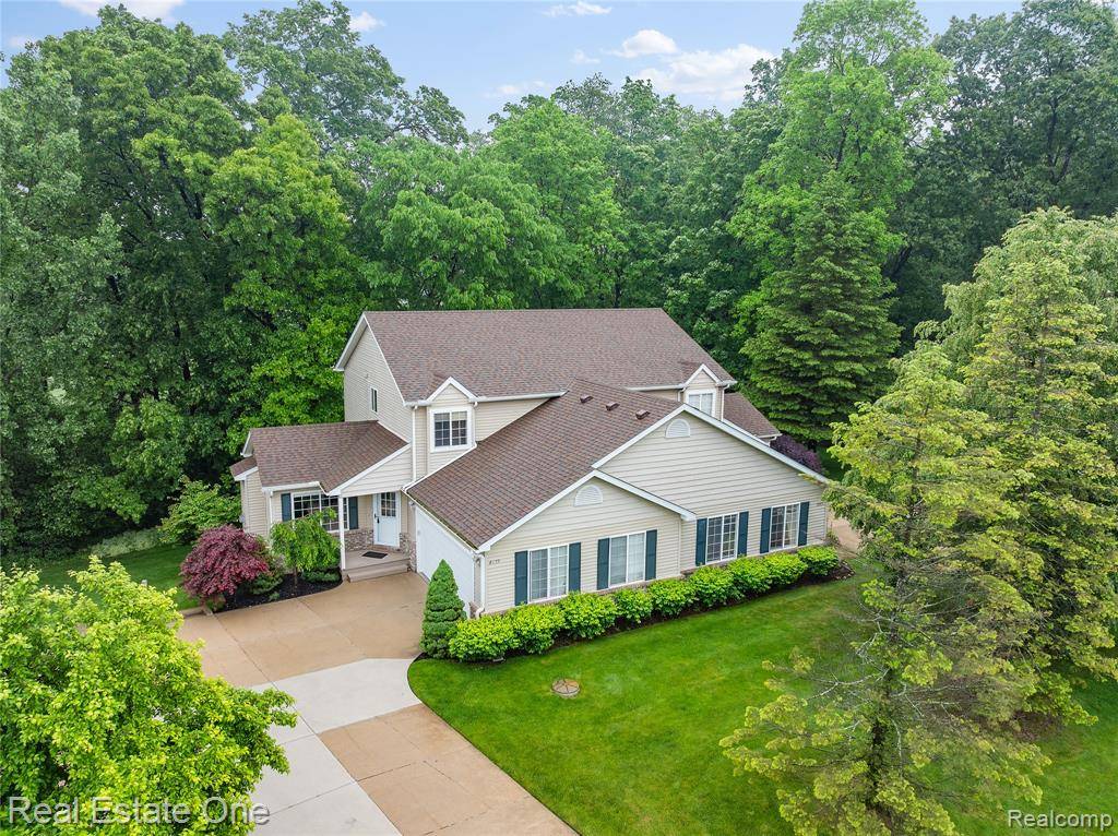 Hamburg Twp, MI 48169,8859 Redstone Drive