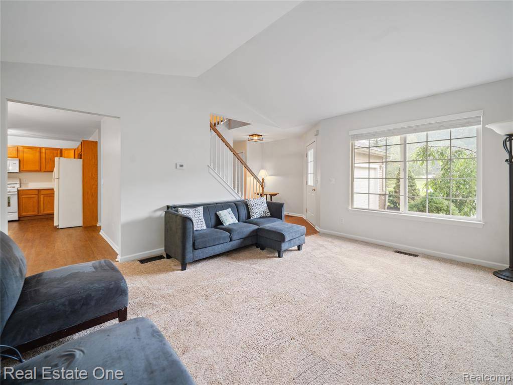 Hamburg Twp, MI 48169,8859 Redstone Drive