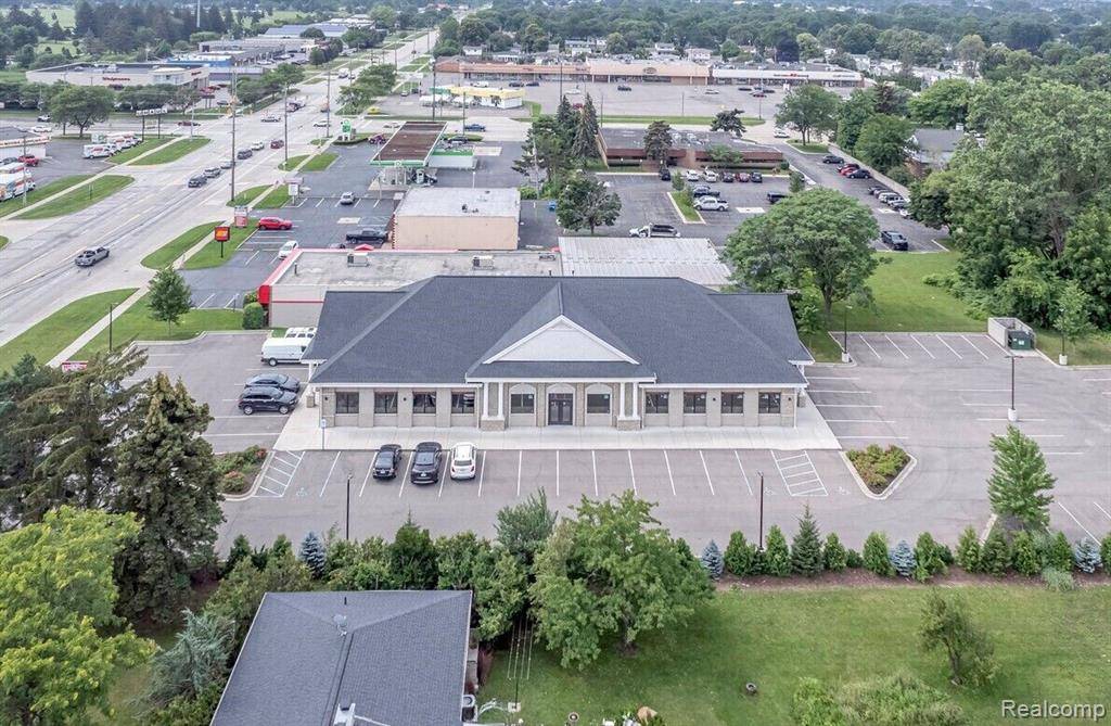 Warren, MI 48092,31207 RYAN Road