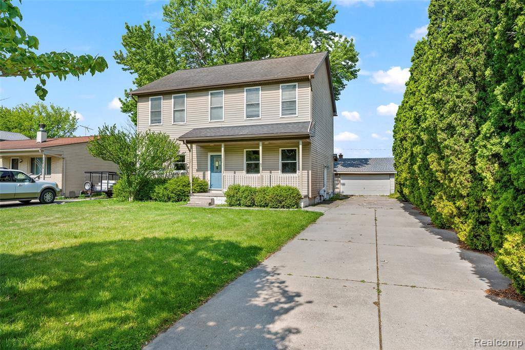 38821 Albert Boulevard, Clinton Twp, MI 48036