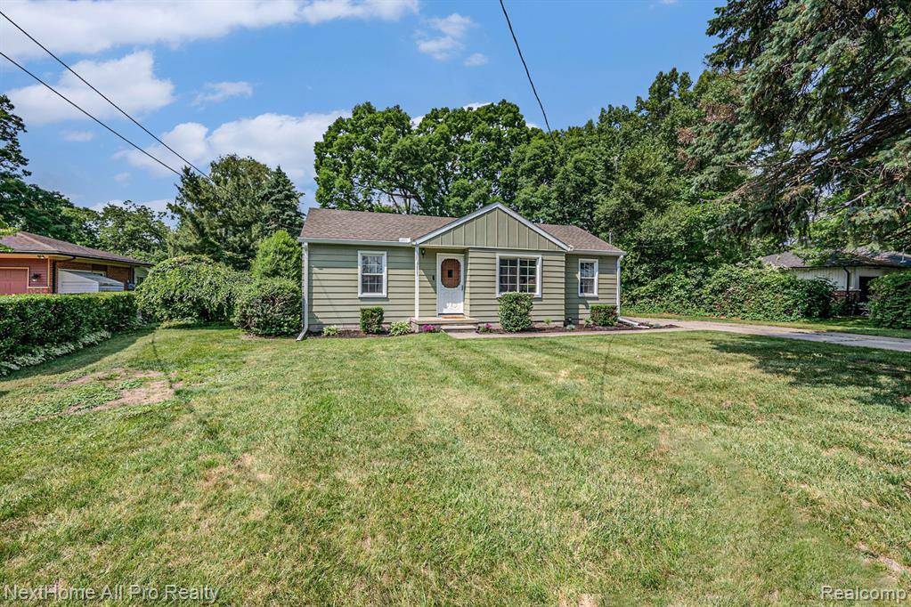 36551 Parkdale Street, Livonia, MI 48150