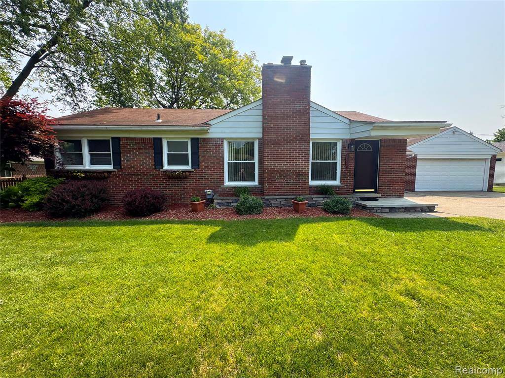 Livonia, MI 48154,14360 Hillcrest Street