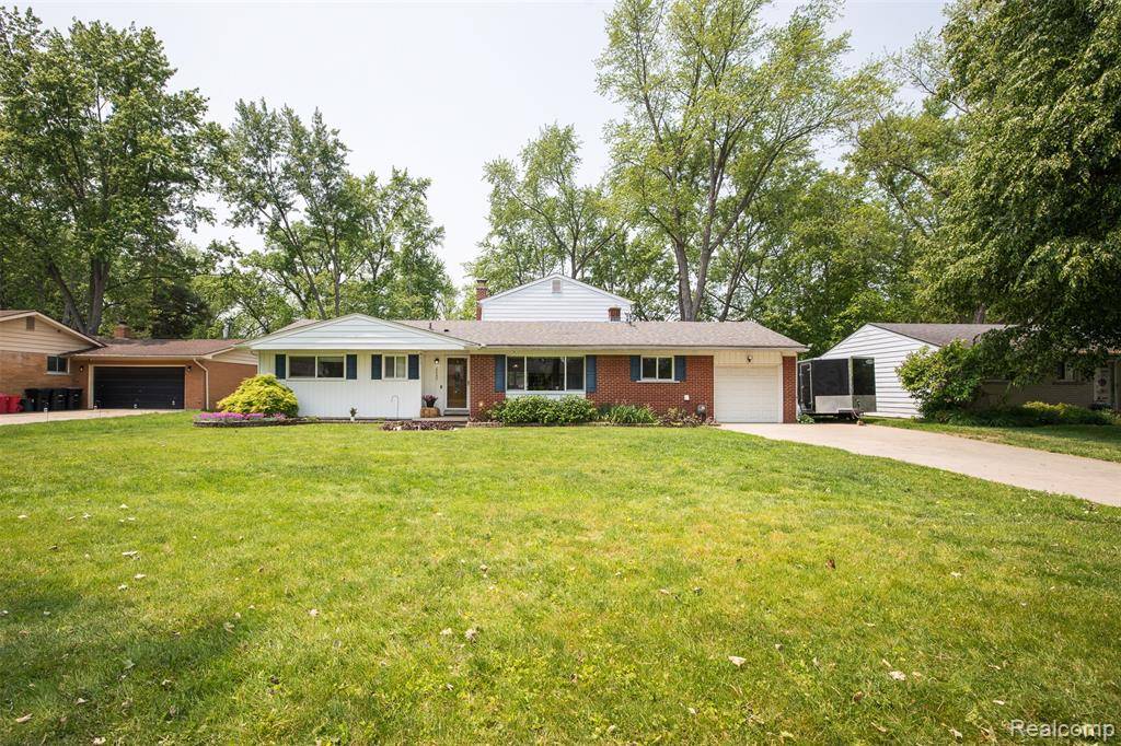 17733 Deering Street, Livonia, MI 48152