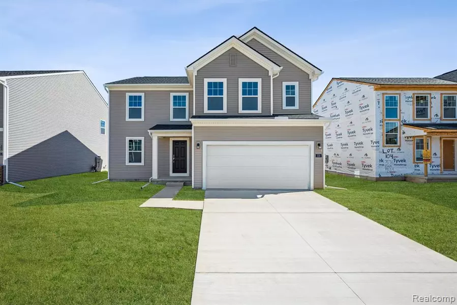 378 Edge Brook, Holly Twp, MI 48442