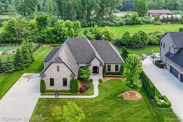 1641 Traceky, Rochester Hills, MI 48306