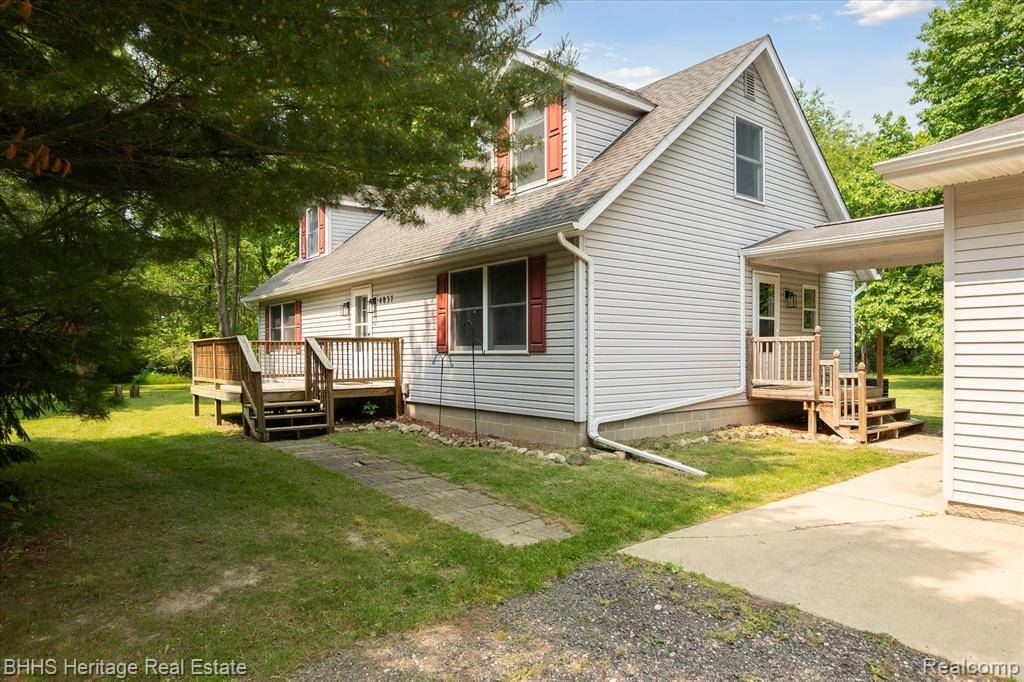 4837 Clyde Road, Howell, MI 48855