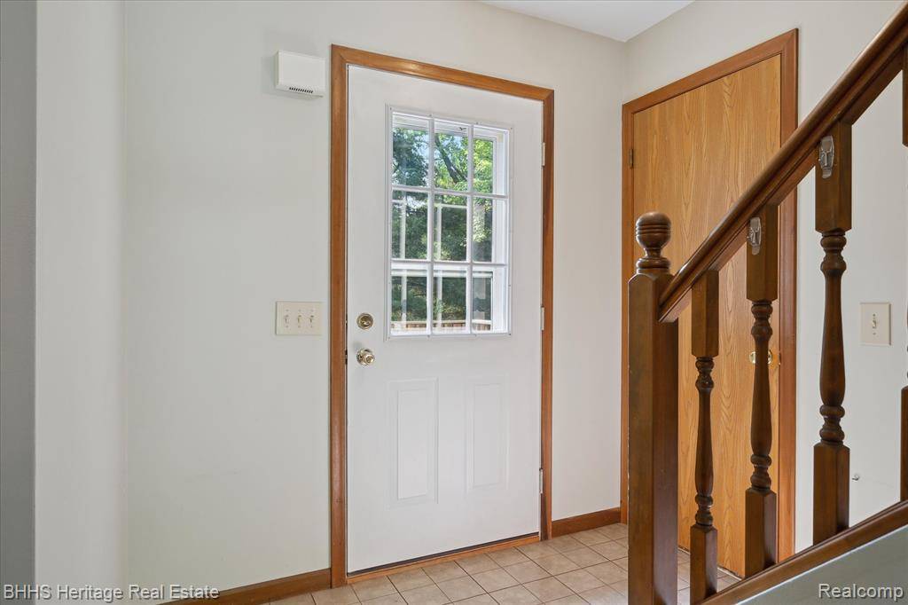 Howell, MI 48855,4837 Clyde Road