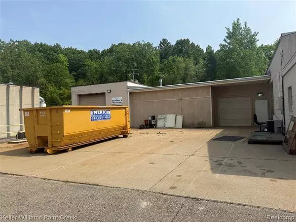 Rochester, MI 48307,394 South Street