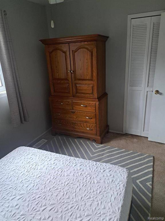 Dearborn Heights, MI 48125,4510 Croissant Street