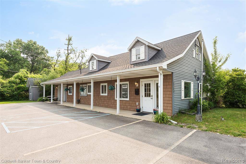 4780 E M 36, Hamburg Twp, MI 48169