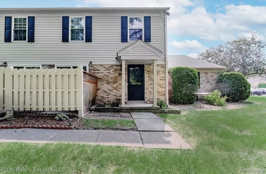 44215 Providence Drive, Clinton Twp, MI 48038