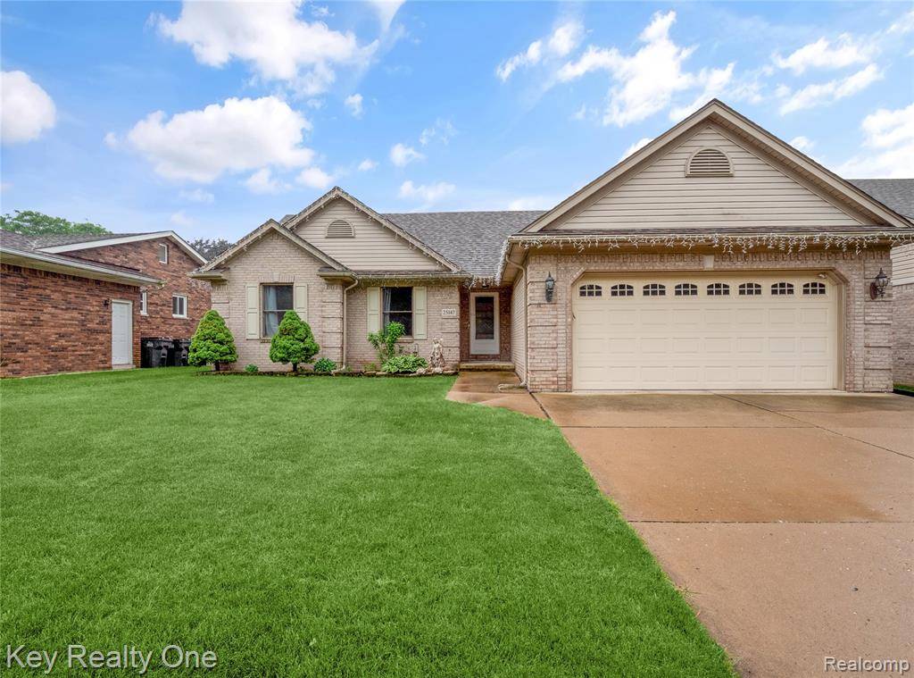 25147 Chestnut Street, Taylor, MI 48180