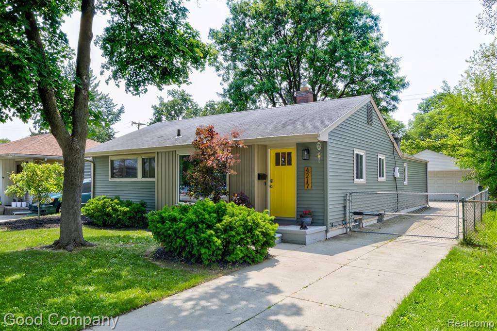 4217 Crooks Road, Royal Oak, MI 48073