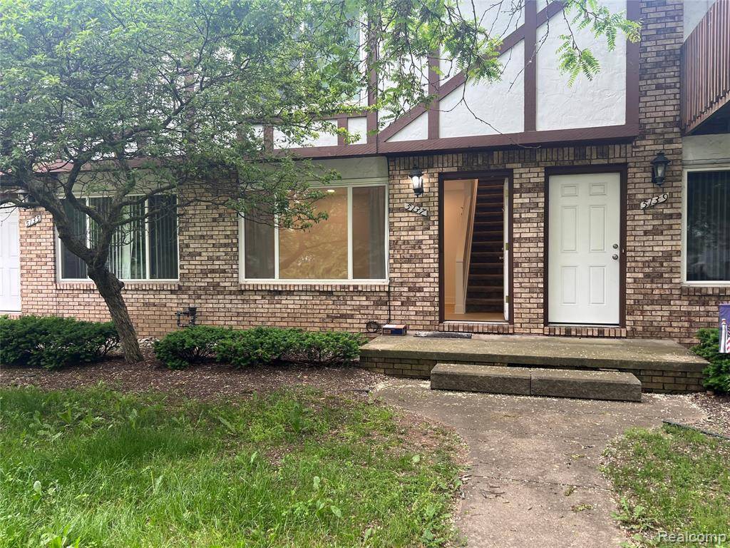 Waterford Twp, MI 48327,5137 Cass Elizabeth Road