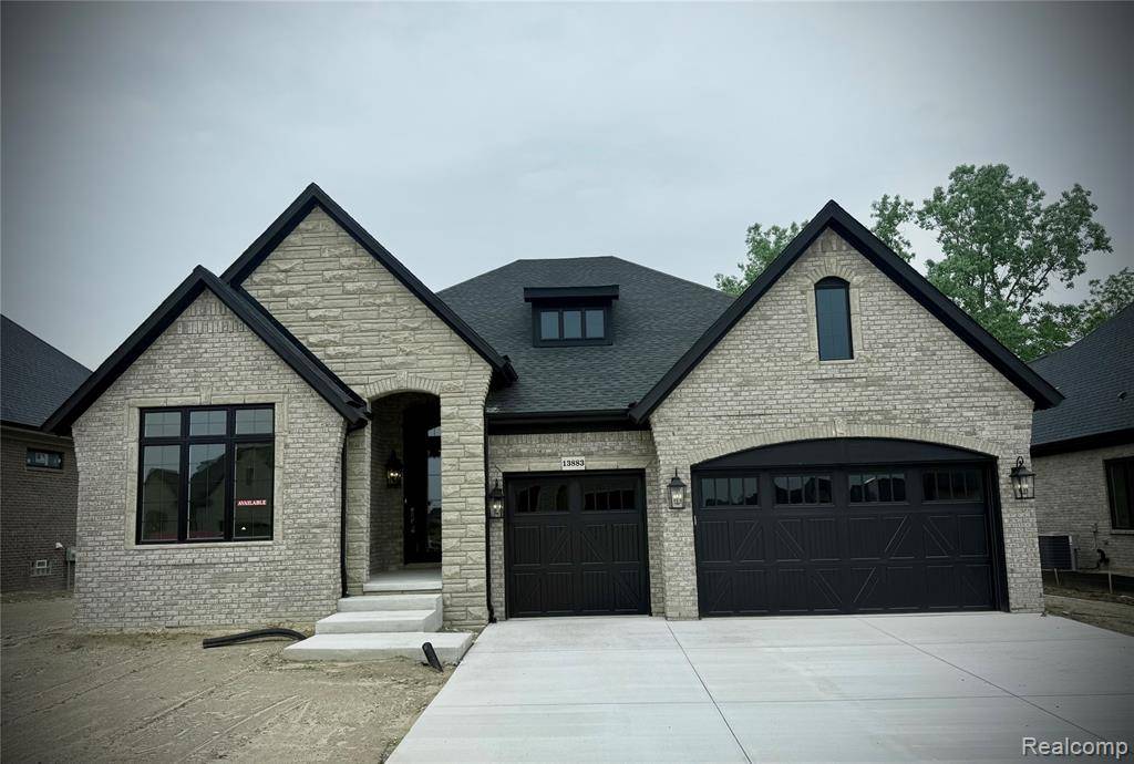 13883 Arthur Court, Washington Twp, MI 48094