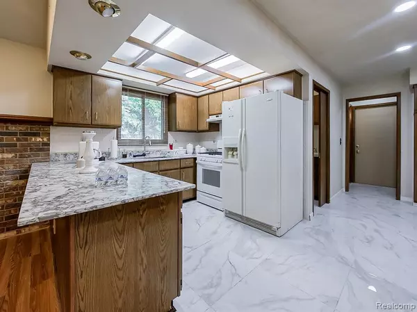 Sterling Heights, MI 48310,3849 Barg Drive