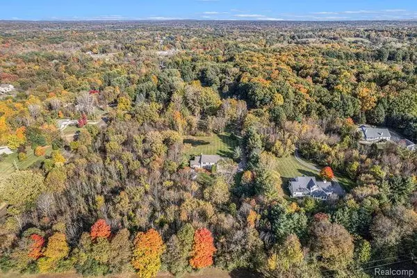 Independence Twp, MI 48348,10399 Allen Road