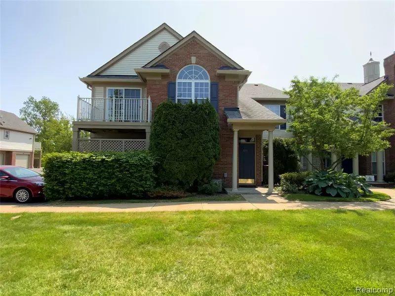 3577 Oakmonte Boulevard, Rochester, MI 48306