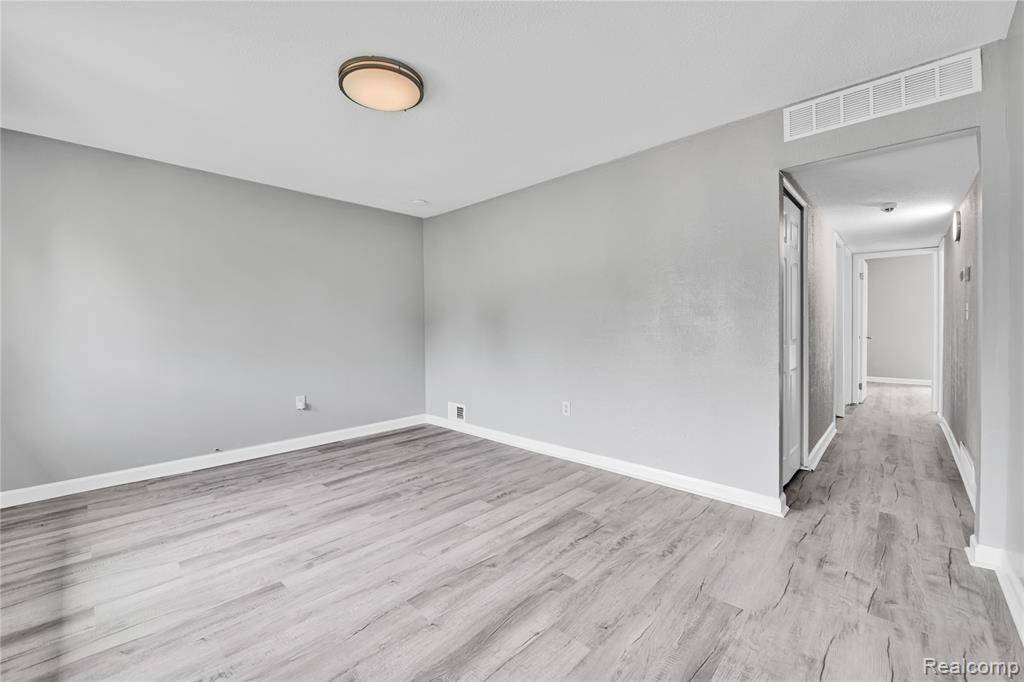 Taylor, MI 48180,27048 SALLY Court