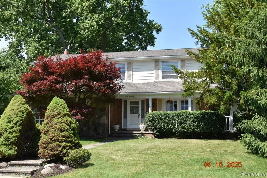 West Bloomfield Twp, MI 48322,6560 Perham Drive