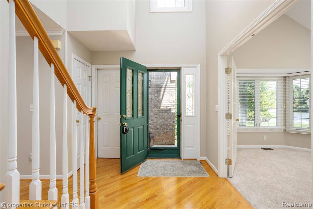 Plymouth, MI 48170,45330 Stonehedge Drive 2