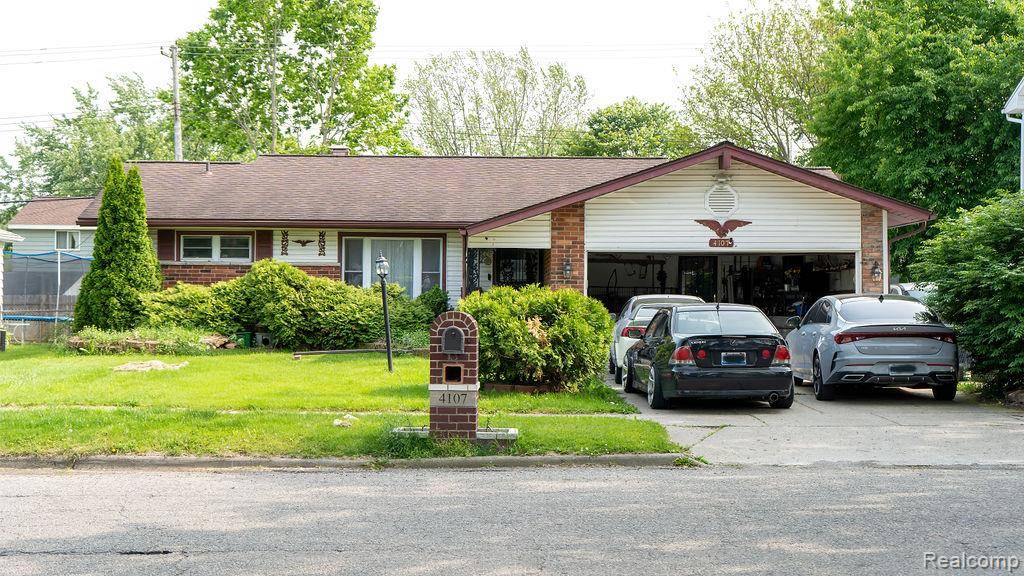 Lansing, MI 48911,4107 Windward Drive