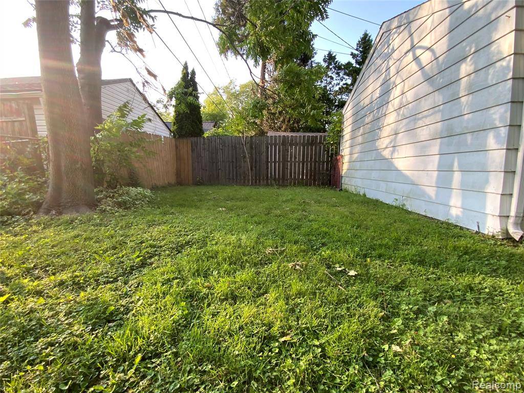 Ferndale, MI 48220,3255 Goodrich Street