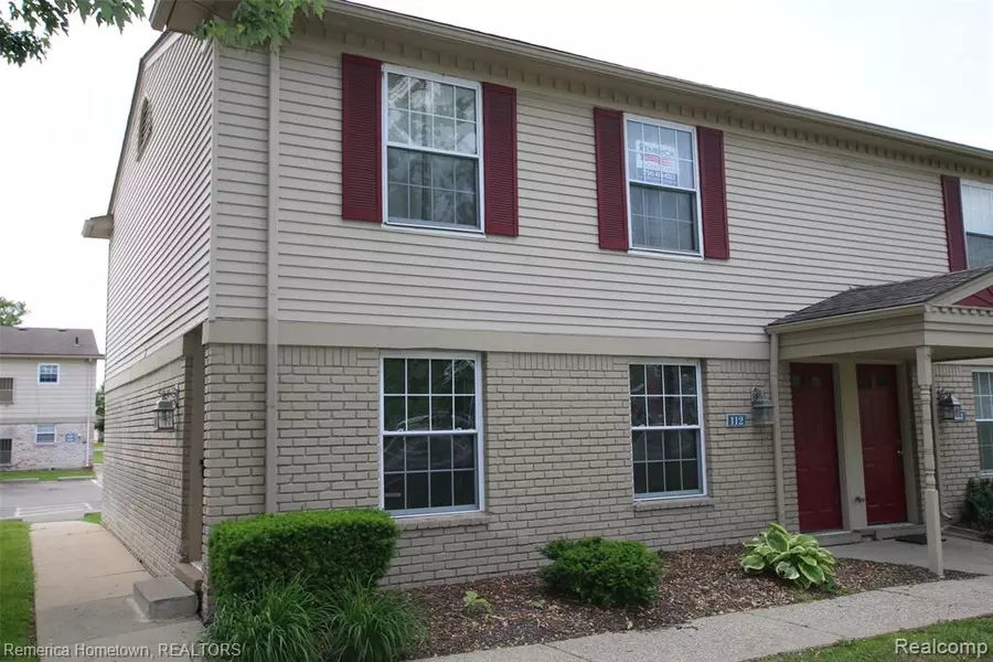 110 Princeton Drive, South Lyon, MI 48178
