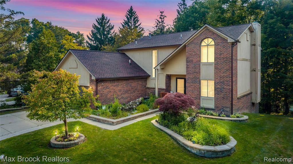 6360 Brookview Lane, West Bloomfield Twp, MI 48322
