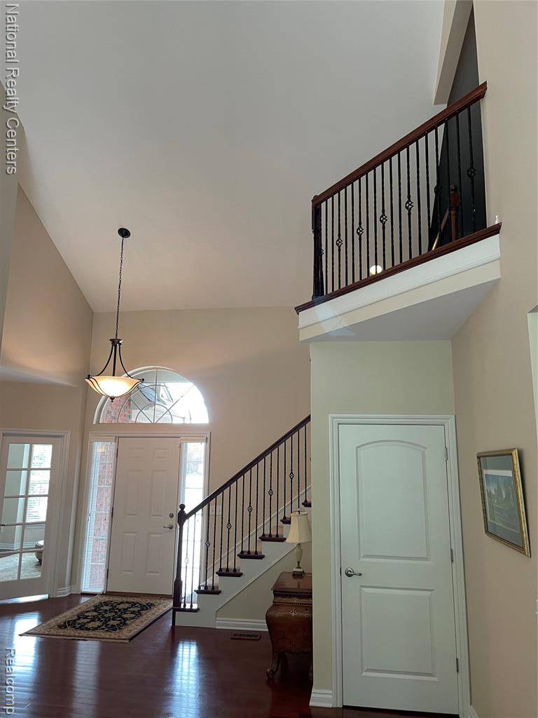 Oakland Twp, MI 48306,2750 Castlemartin Court