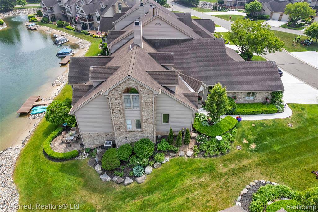 Northville, MI 48168,18112 Blue Heron Pointe Drive