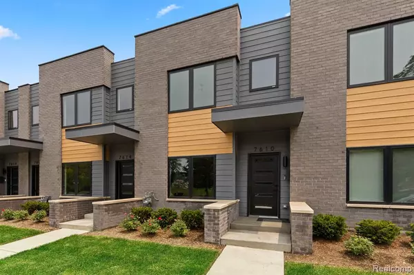 7542 Churchill Street C21, Detroit, MI 48206
