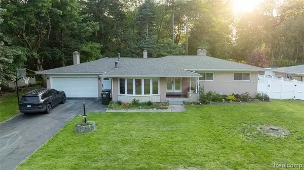 Rochester Hills, MI 48309,626 Wilwood Road